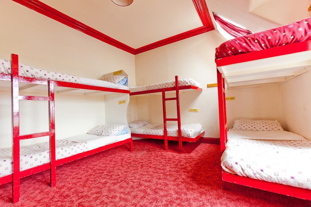 Fort William Backpackers Eksteriør billede